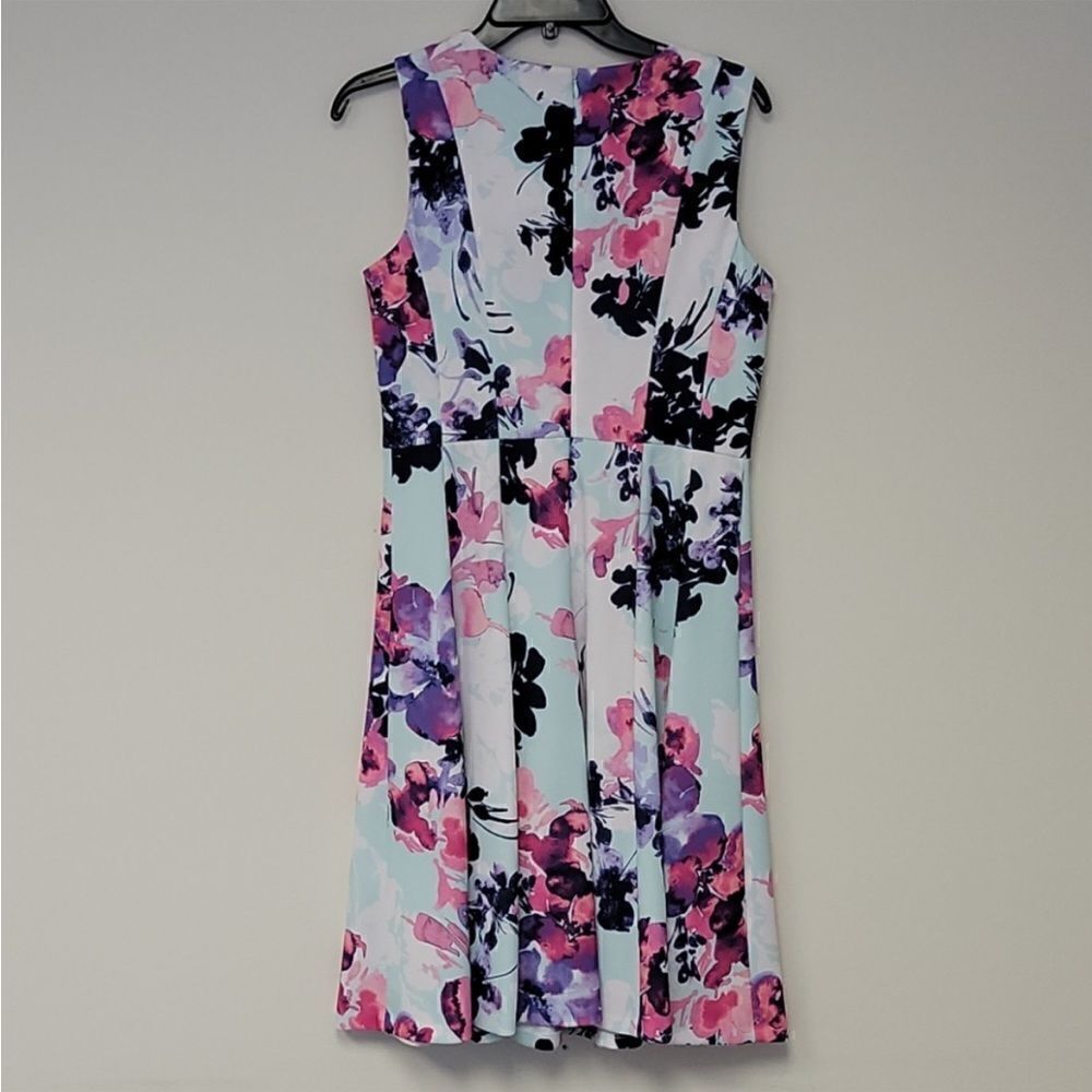 DKNY Light Blue Sleeveless fit and Flare Floral Dress Size 12 - Picture 5 of 6